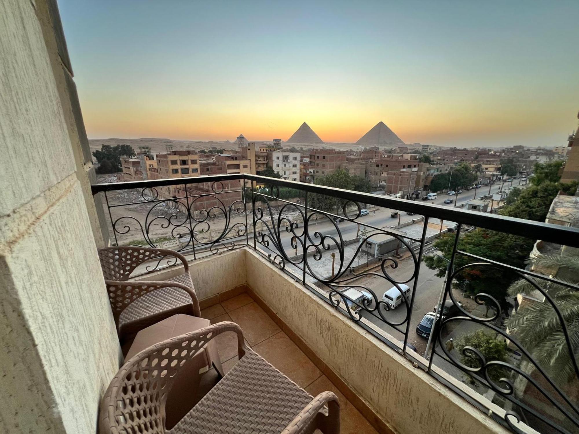 King Khafren View Inn Kafret el-Gabal Eksteriør billede